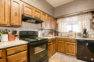 607 SW Court Ave, Pendleton, OR 97801 - Photo 15