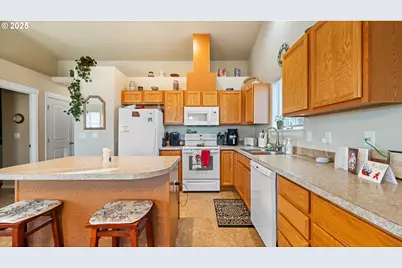 110 Teal Ct, Stanfield, OR 97875 - Photo 5