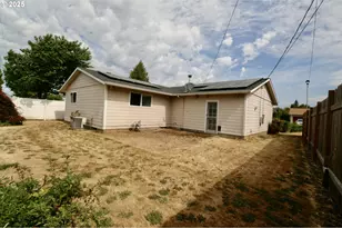 1332 Thompson Rd, Woodburn, OR 97071 - Photo 3