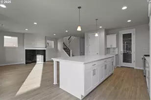 8388 SE Orion Ln, Hillsboro, OR 97123 - Photo 3