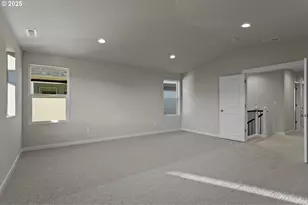 8388 SE Orion Ln, Hillsboro, OR 97123 - Photo 7