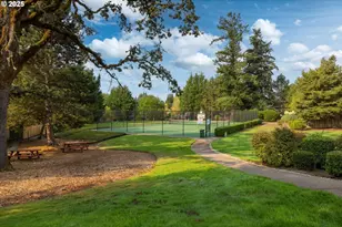 4592 NW Oakpoint Way, Portland, OR 97229 - Photo 39
