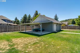 335 Page Rd, Winchester, OR 97495 - Photo 33