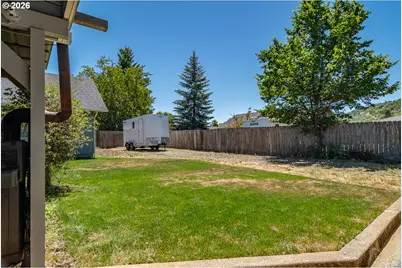 335 Page Rd, Winchester, OR 97495 - Photo 39