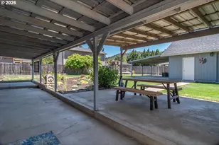 335 Page Rd, Winchester, OR 97495 - Photo 27