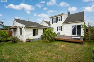 1706 5th St, Tillamook, OR 97141 - Photo 13