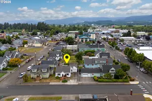 1706 5th St, Tillamook, OR 97141 - Photo 29