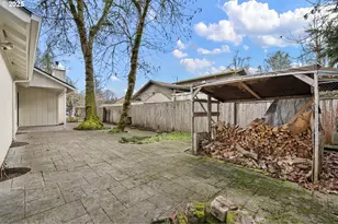 662 S 44th St, Springfield, OR 97478 - Photo 35