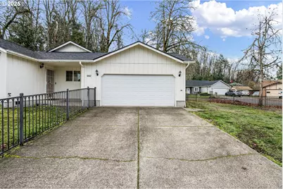 662 S 44th St, Springfield, OR 97478 - Photo 5