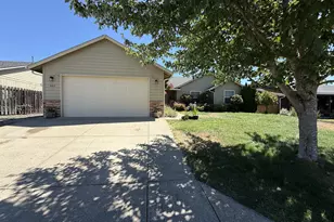 382 Gentry Loop, Myrtle Creek, OR 97457 - Photo 3