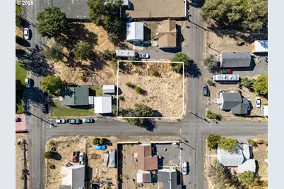 221 W Beech Ave, Hermiston, OR 97838 - Photo 5