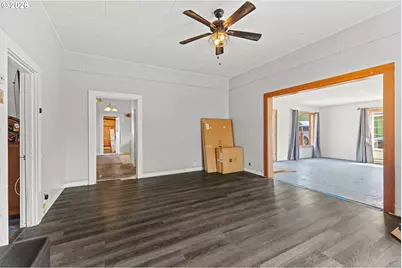 603 4th St, Myrtle Point, OR 97458 - Photo 3