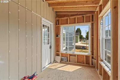 603 4th St, Myrtle Point, OR 97458 - Photo 23