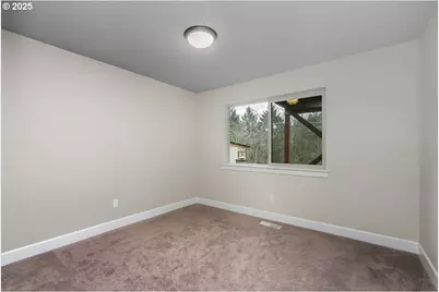 8070 SW 195th Ave, Beaverton, OR 97007 - Photo 25