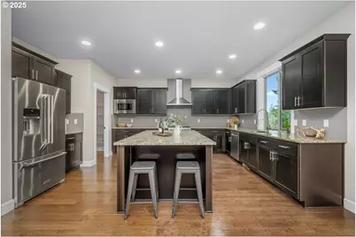 8070 SW 195th Ave, Beaverton, OR 97007 - Photo 5