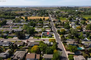 820 E Pine Ave, Hermiston, OR 97838 - Photo 43