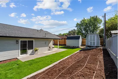 820 E Pine Ave, Hermiston, OR 97838 - Photo 33