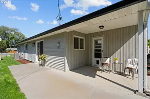 820 E Pine Ave, Hermiston, OR 97838 - Photo 29