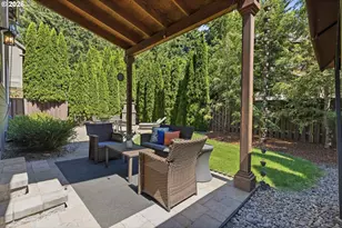 1076 Epperly Way, West Linn, OR 97068 - Photo 23