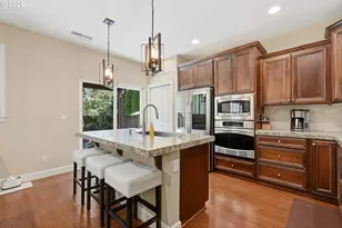 1076 Epperly Way, West Linn, OR 97068 - Photo 9