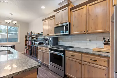 114 Zephyr Dr, Silver Lake, WA 98645 - Photo 11