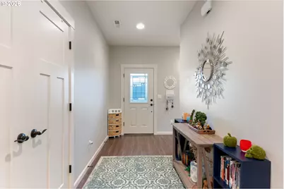 114 Zephyr Dr, Silver Lake, WA 98645 - Photo 3