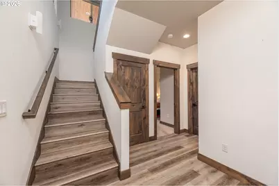 923 E Desperado Trl, Sisters, OR 97759 - Photo 19