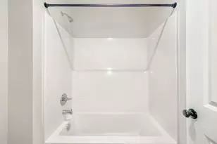 256 NW Mawrcrest Ave, Gresham, OR 97030 - Photo 29