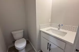 256 NW Mawrcrest Ave, Gresham, OR 97030 - Photo 11