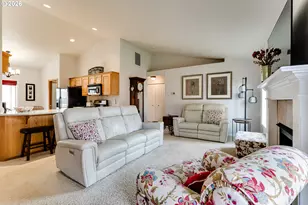 28 Sandalwood Loop, Creswell, OR 97426 - Photo 9