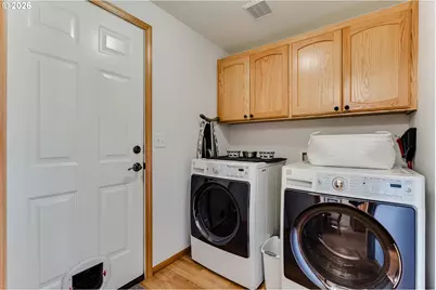 28 Sandalwood Loop, Creswell, OR 97426 - Photo 17