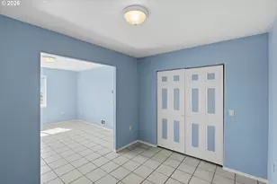 755 Prefontaine Dr, Coos Bay, OR 97420 - Photo 23