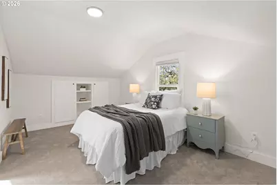 608 SW Orchid St, Portland, OR 97219 - Photo 21