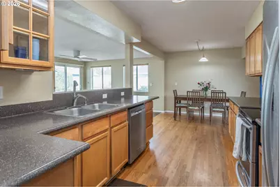142 Belle Ct, Oregon City, OR 97045 - Photo 9