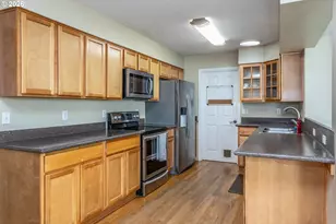 142 Belle Ct, Oregon City, OR 97045 - Photo 5