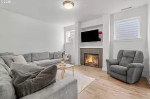 260 NW Liberty Ln, Estacada, OR 97023 - Photo 9