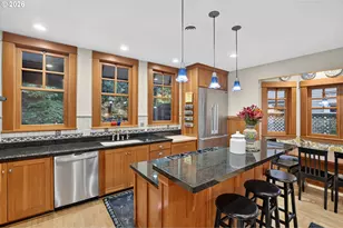 2658 NW Cornell Rd, Portland, OR 97210 - Photo 13