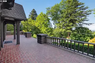 2658 NW Cornell Rd, Portland, OR 97210 - Photo 5