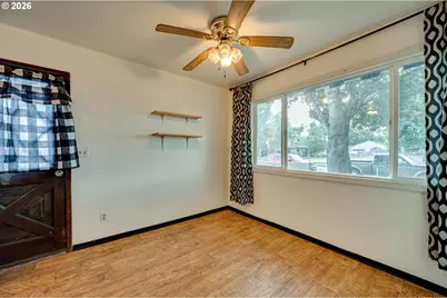 306 Beech St, Longview, WA 98632 - Photo 7