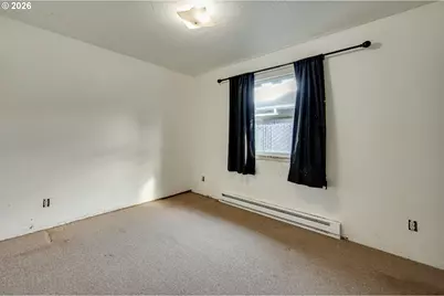 306 Beech St, Longview, WA 98632 - Photo 9