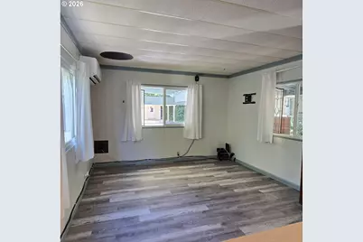 1600 Rhododendron Dr #143, Florence, OR 97439 - Photo 5