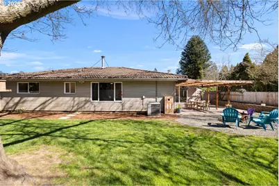 2439 SE Willow Dr, Hillsboro, OR 97123 - Photo 29