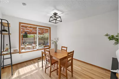 2439 SE Willow Dr, Hillsboro, OR 97123 - Photo 7