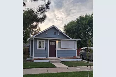 1011 Walnut St, Baker City, OR 97814 - Photo 1