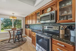 10360 SW Highland Dr, Tigard, OR 97224 - Photo 19