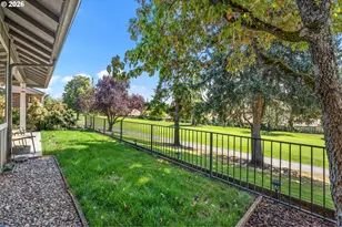 10360 SW Highland Dr, Tigard, OR 97224 - Photo 31