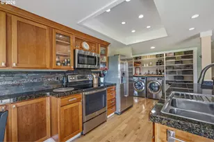 10360 SW Highland Dr, Tigard, OR 97224 - Photo 23