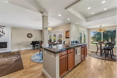 10360 SW Highland Dr, Tigard, OR 97224 - Photo 17