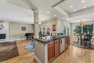 10360 SW Highland Dr, Tigard, OR 97224 - Photo 17