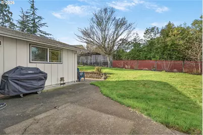 1910 Hawkins Ln, Eugene, OR 97405 - Photo 35